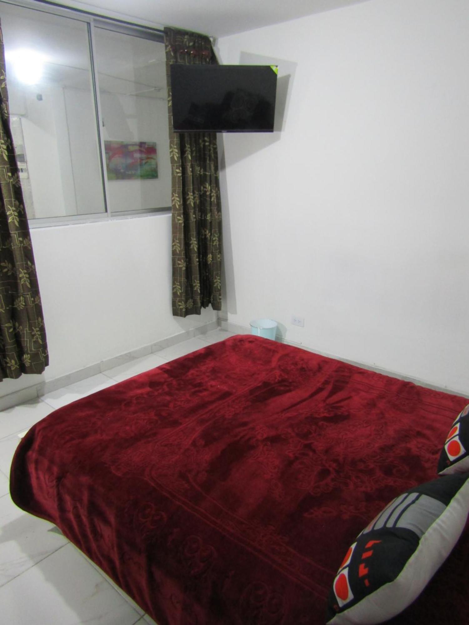Guest house La Quinta Rent Short & Service *