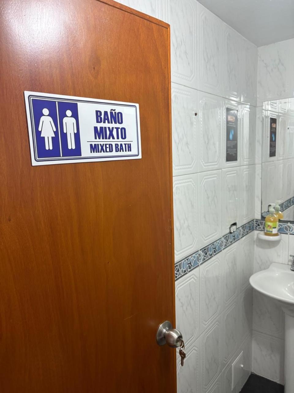 Hospedagem domiciliar Dorado - Cerca Al Aeropuerto - 201