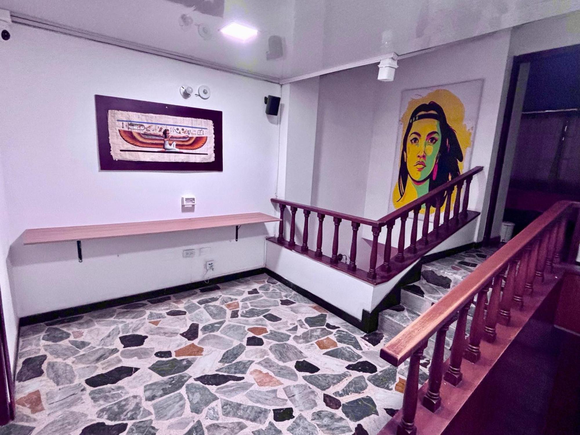 Kuyay Yachi Guest house *