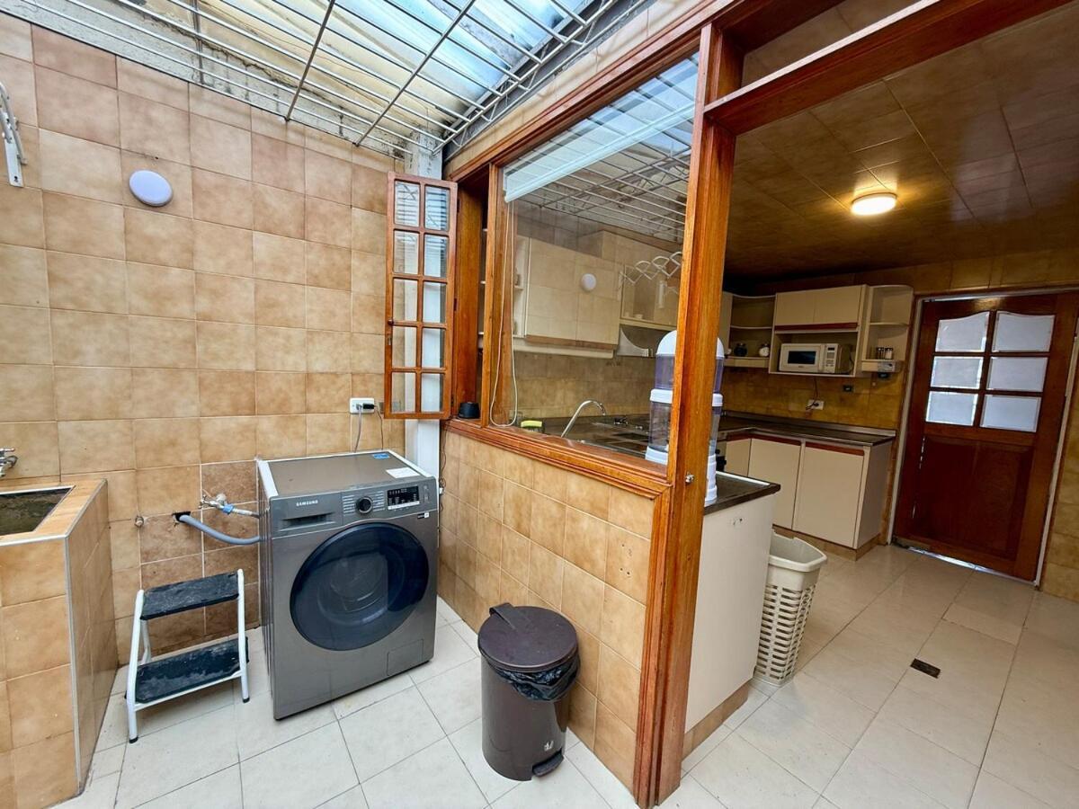 Villa Jacuzzi Portobello Retreat, Trendy Artist House *