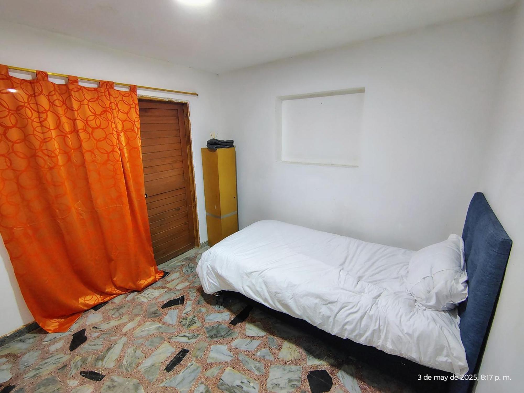 Viajero Cerca Al Aeropuerto Homestay *