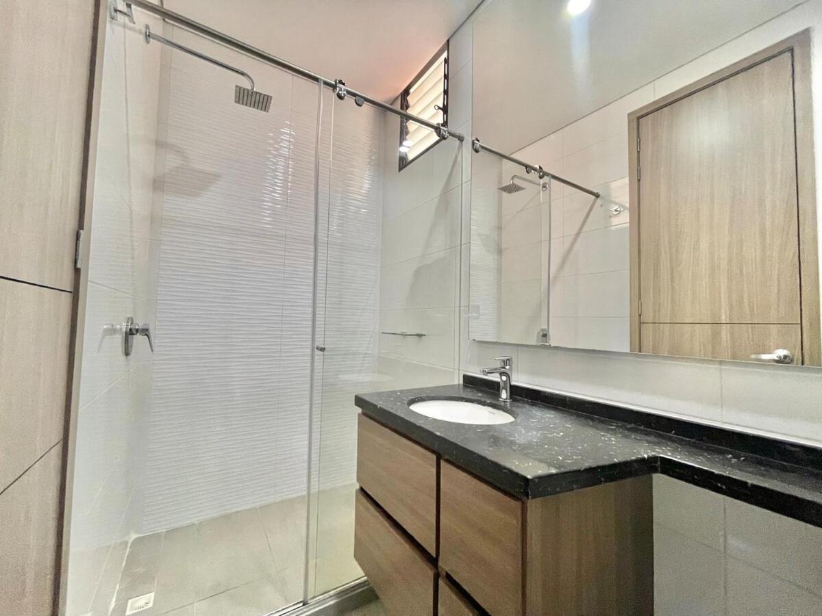 Apartment 85 Street Fancy Elegant Double Acom Andino