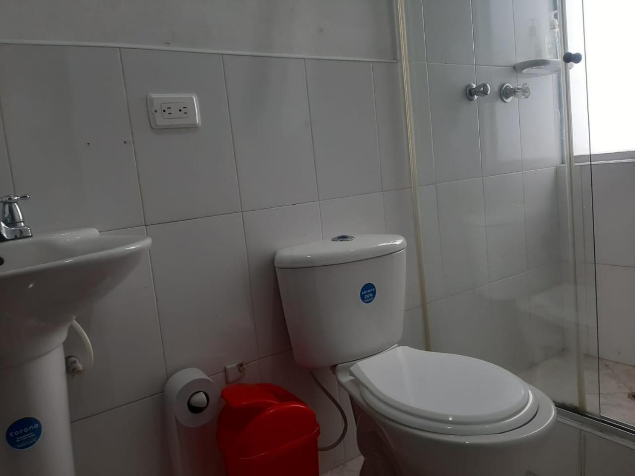 Piso Familiar Y Multiples En Corferias Cerca Aeropuerto Embajada Aparthotel