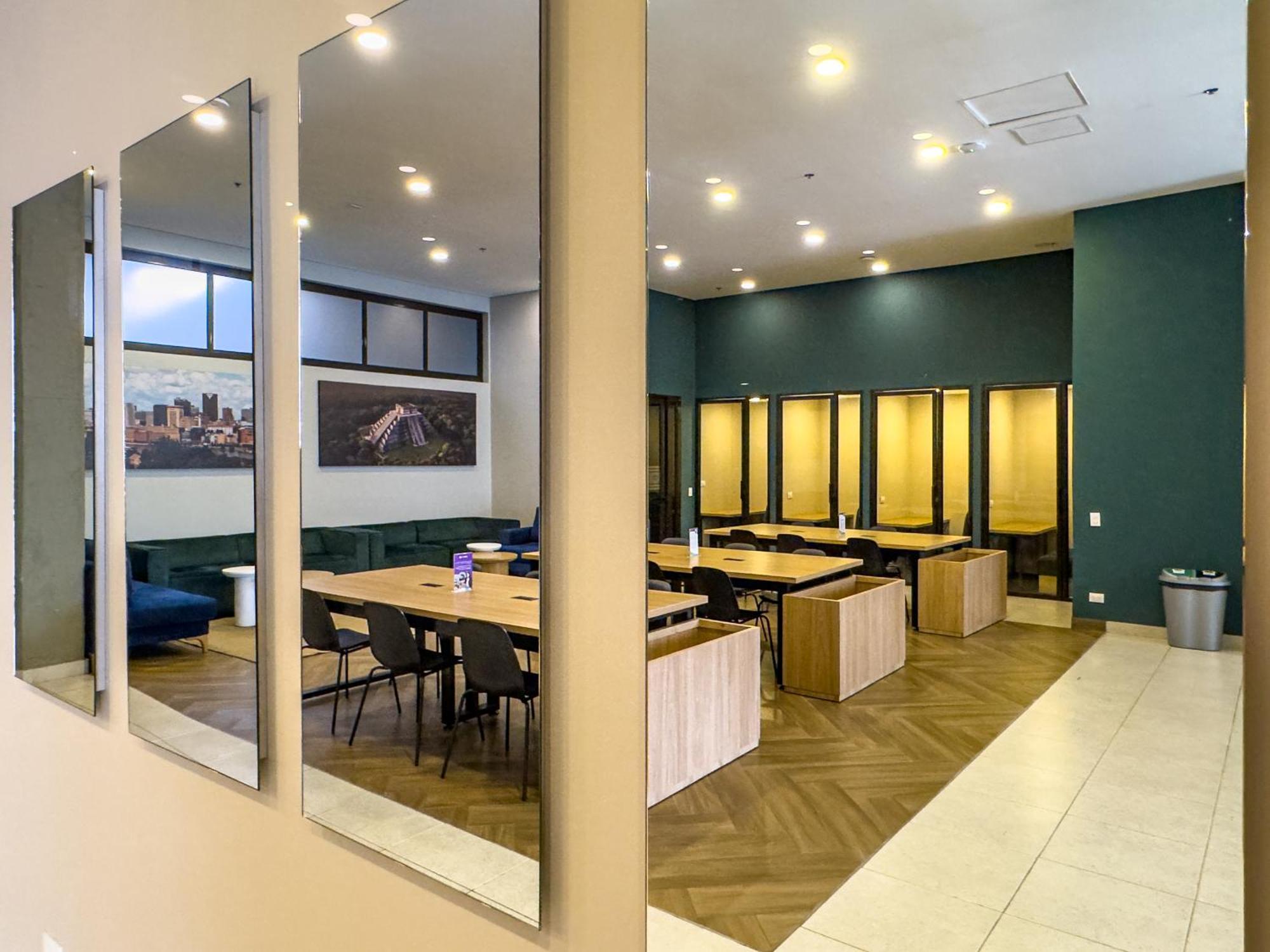 Apartment The Hood 102, Modern And Luxury