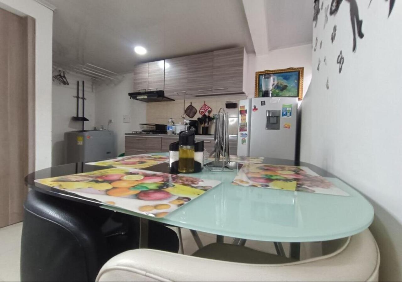 Apartamento Apartaestudio-1piso-7 Min Centro Comercial Titan