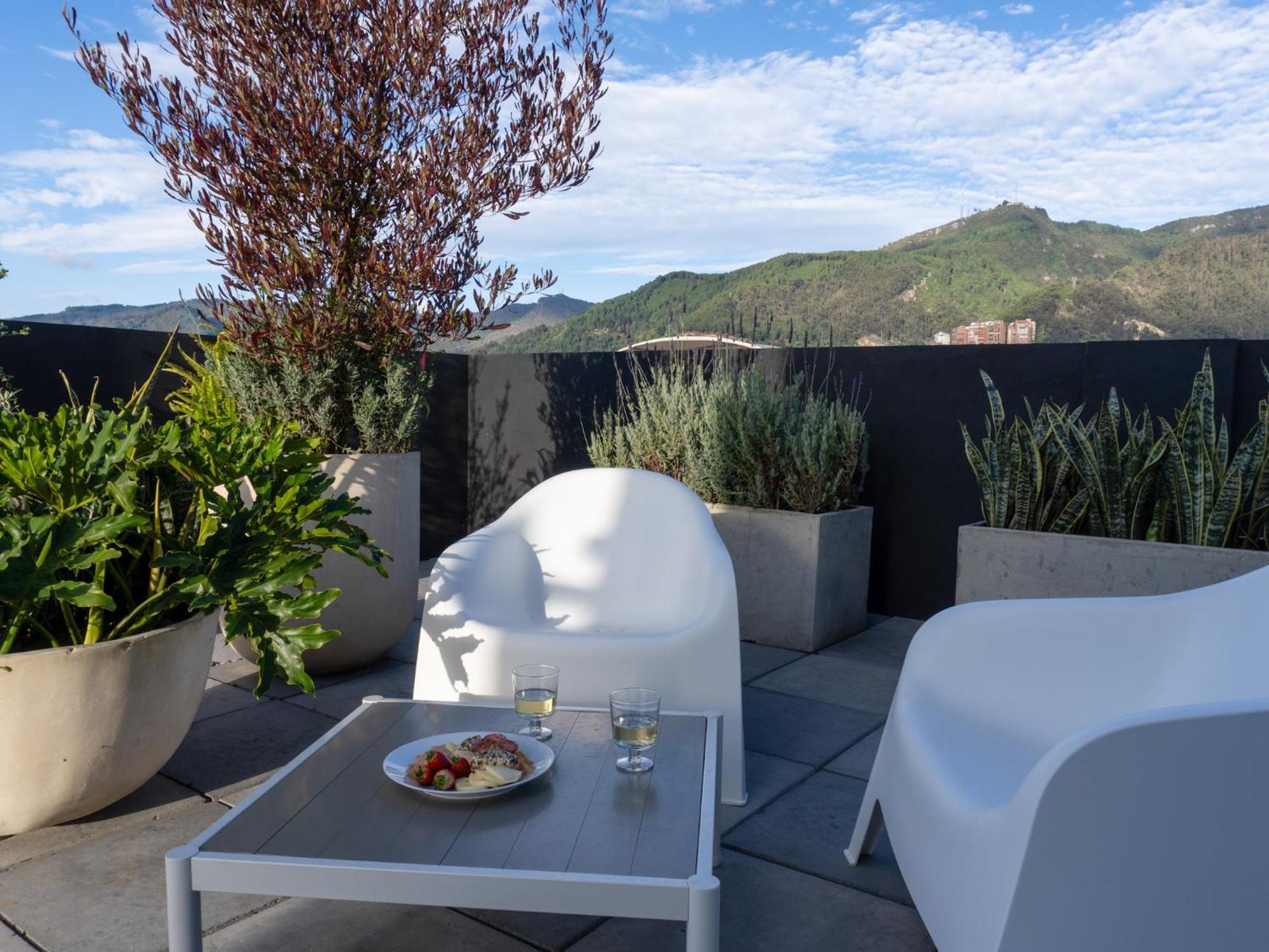 Art Homes 85 3*