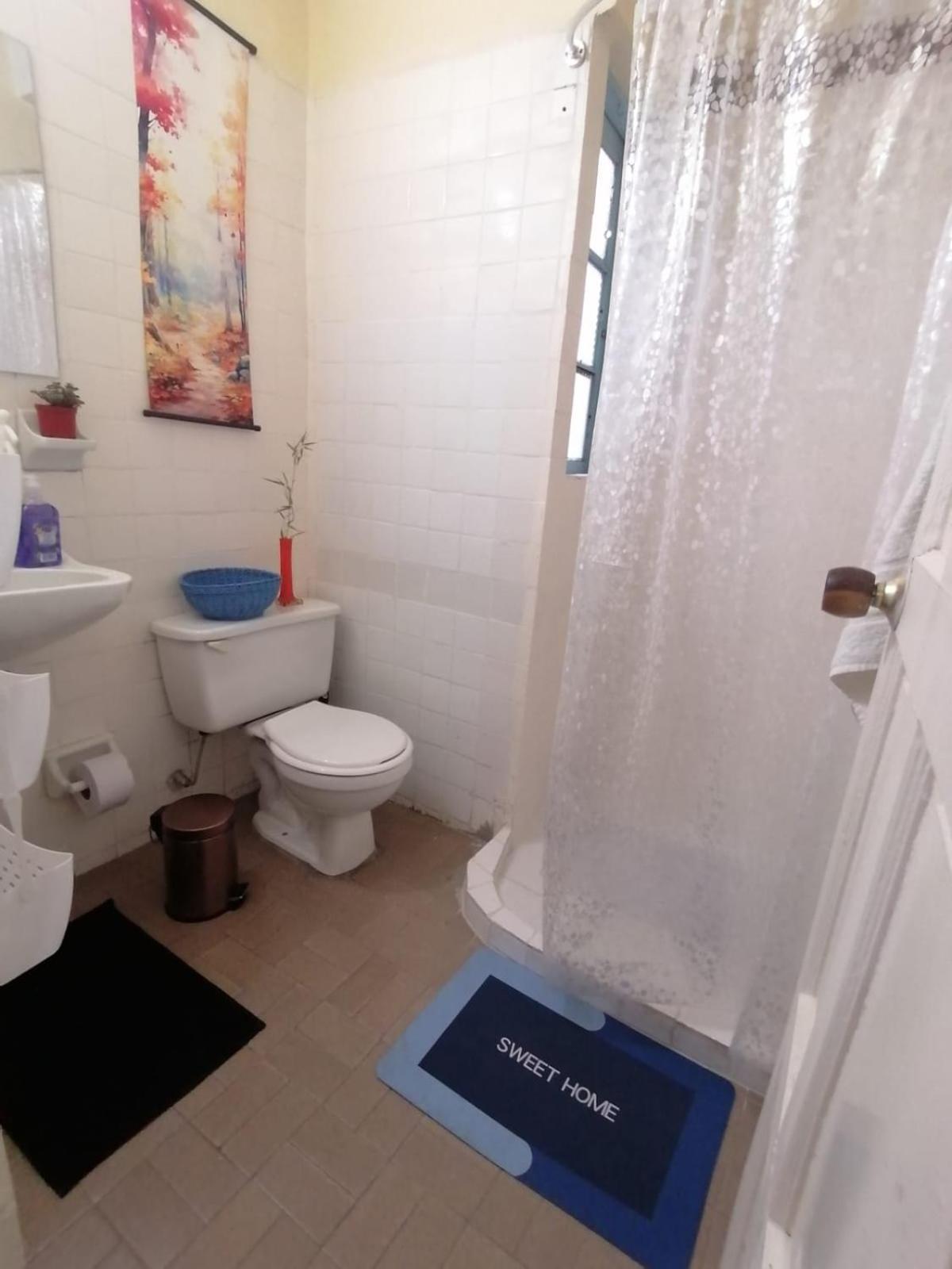 Amplia Y Acogedora En Homestay Bogota