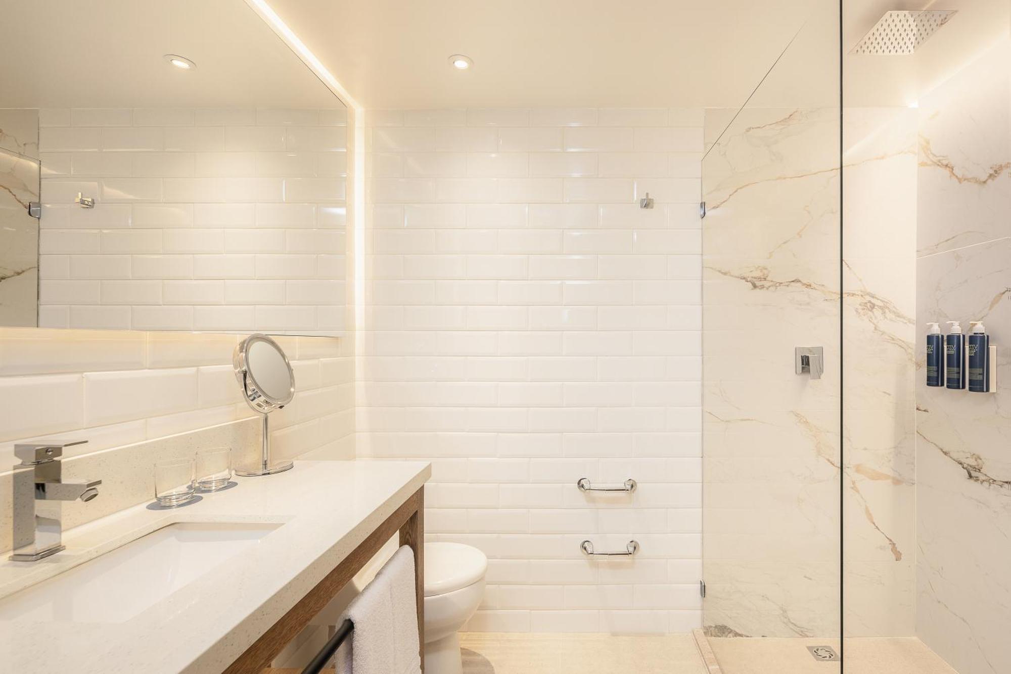 Four Points By Sheraton Tequendama, Hotel *