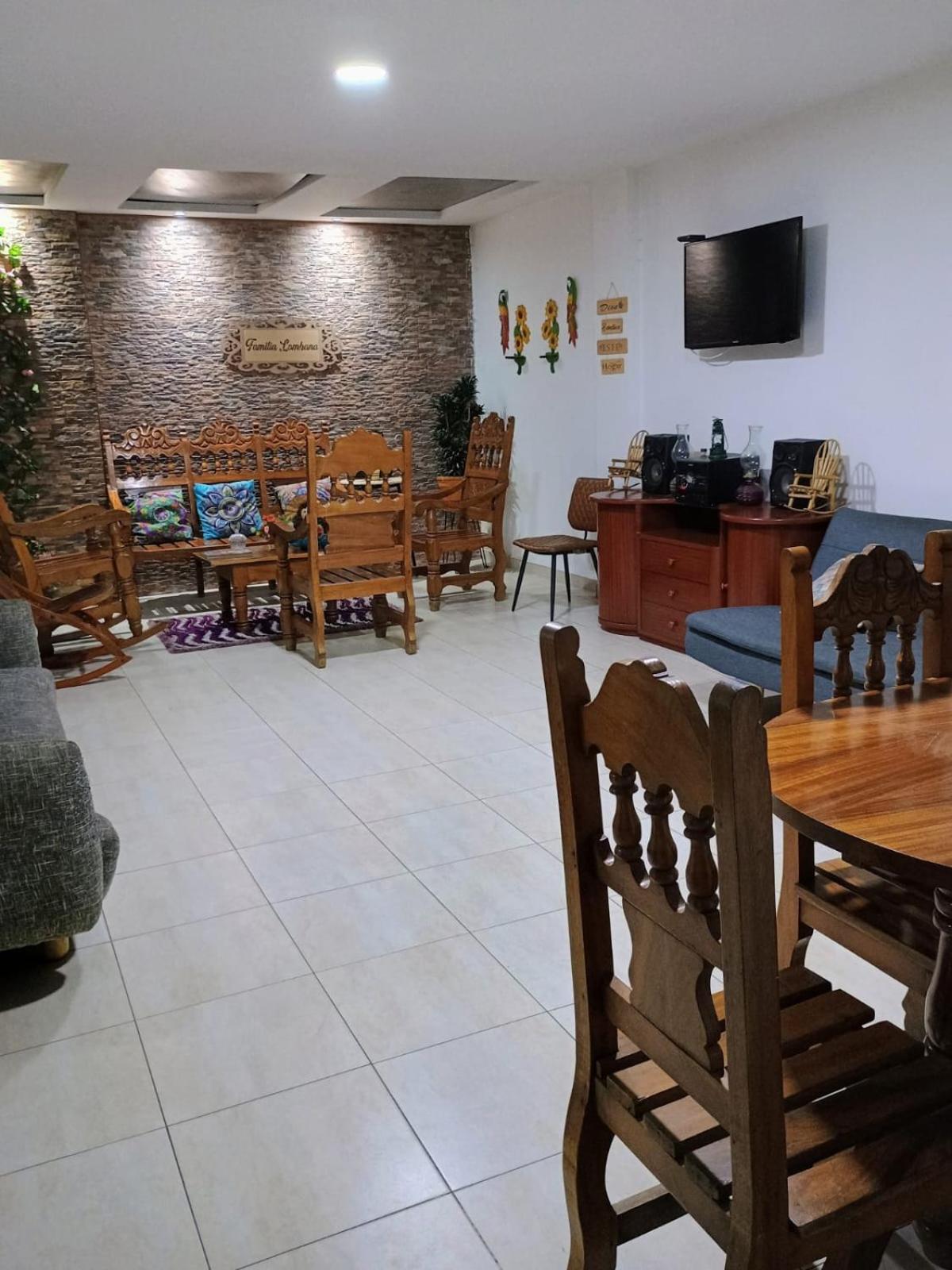 Guest house Familia Lombana