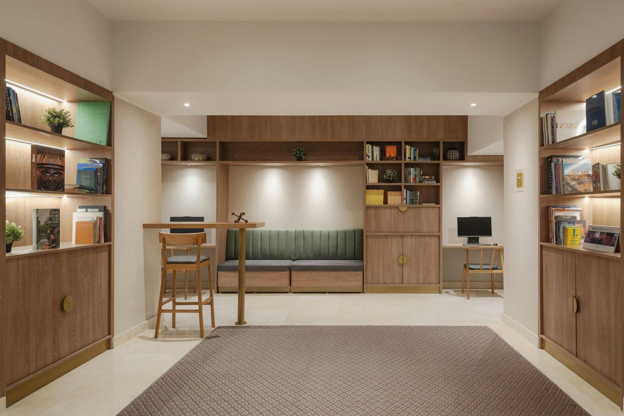 Hotel Four Points By Sheraton Tequendama, Bogota