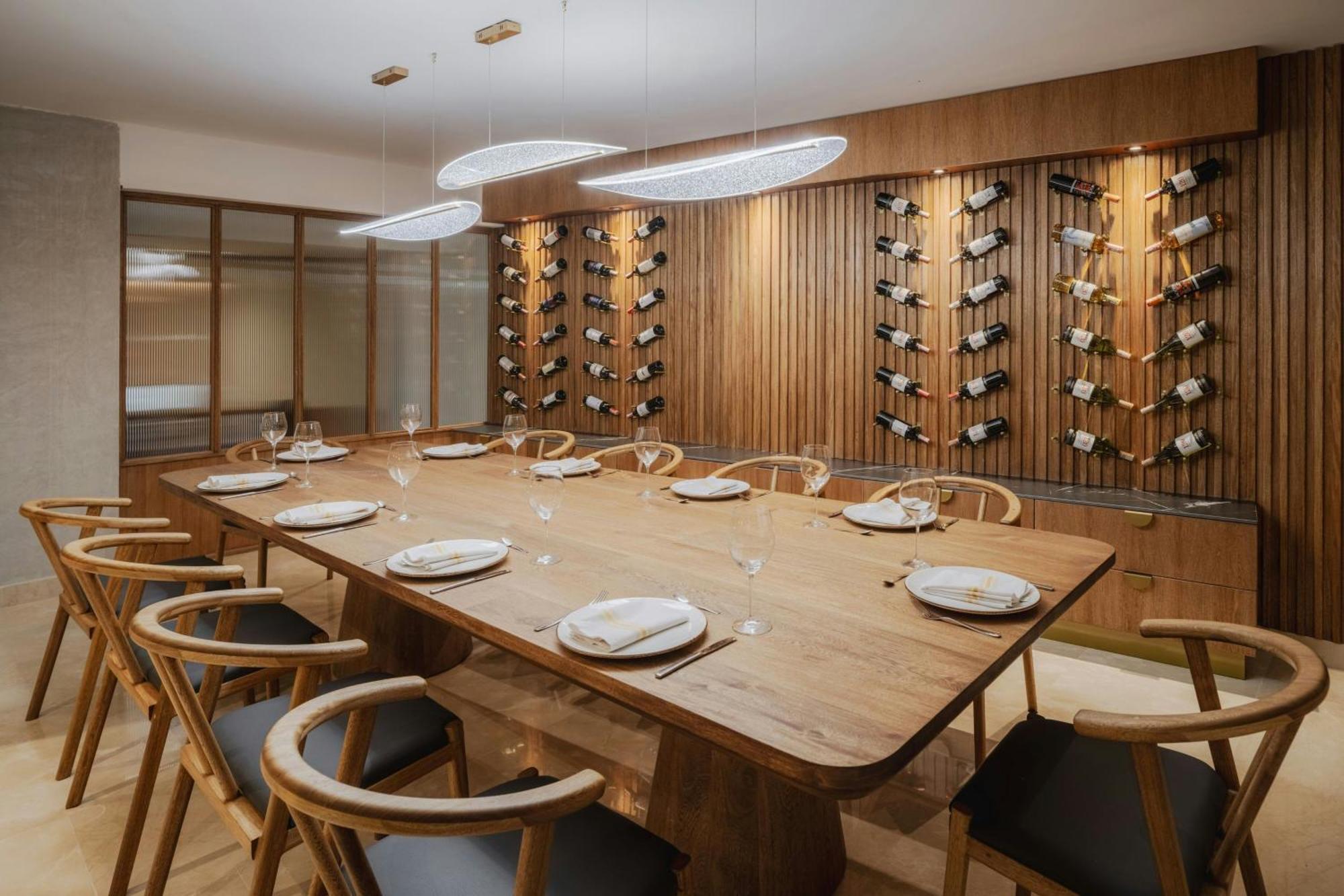 Four Points By Sheraton Tequendama, *