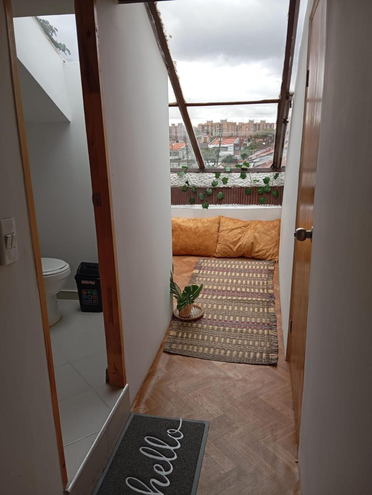 Casa Pontevedra - Cerca A La Clinica Shaio, Homestay *