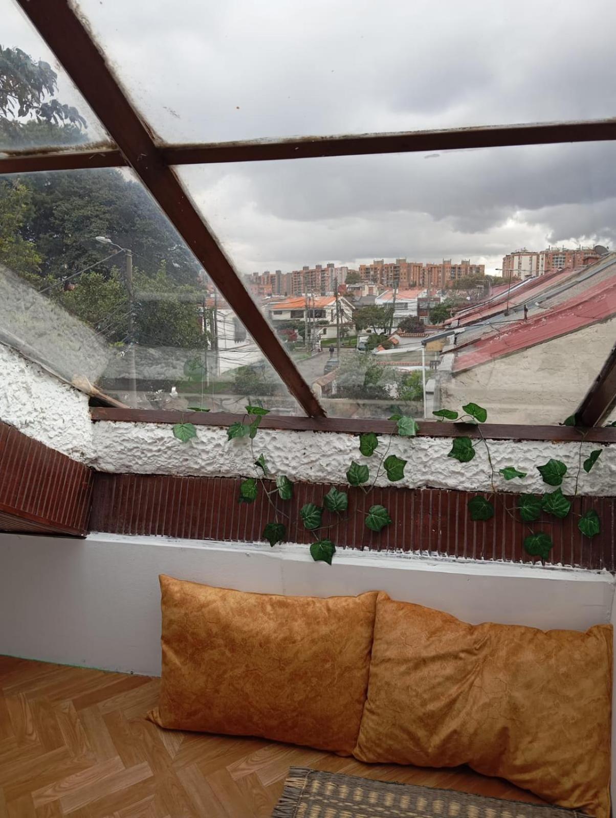 Casa Pontevedra - Cerca A La Clinica Shaio, Homestay
