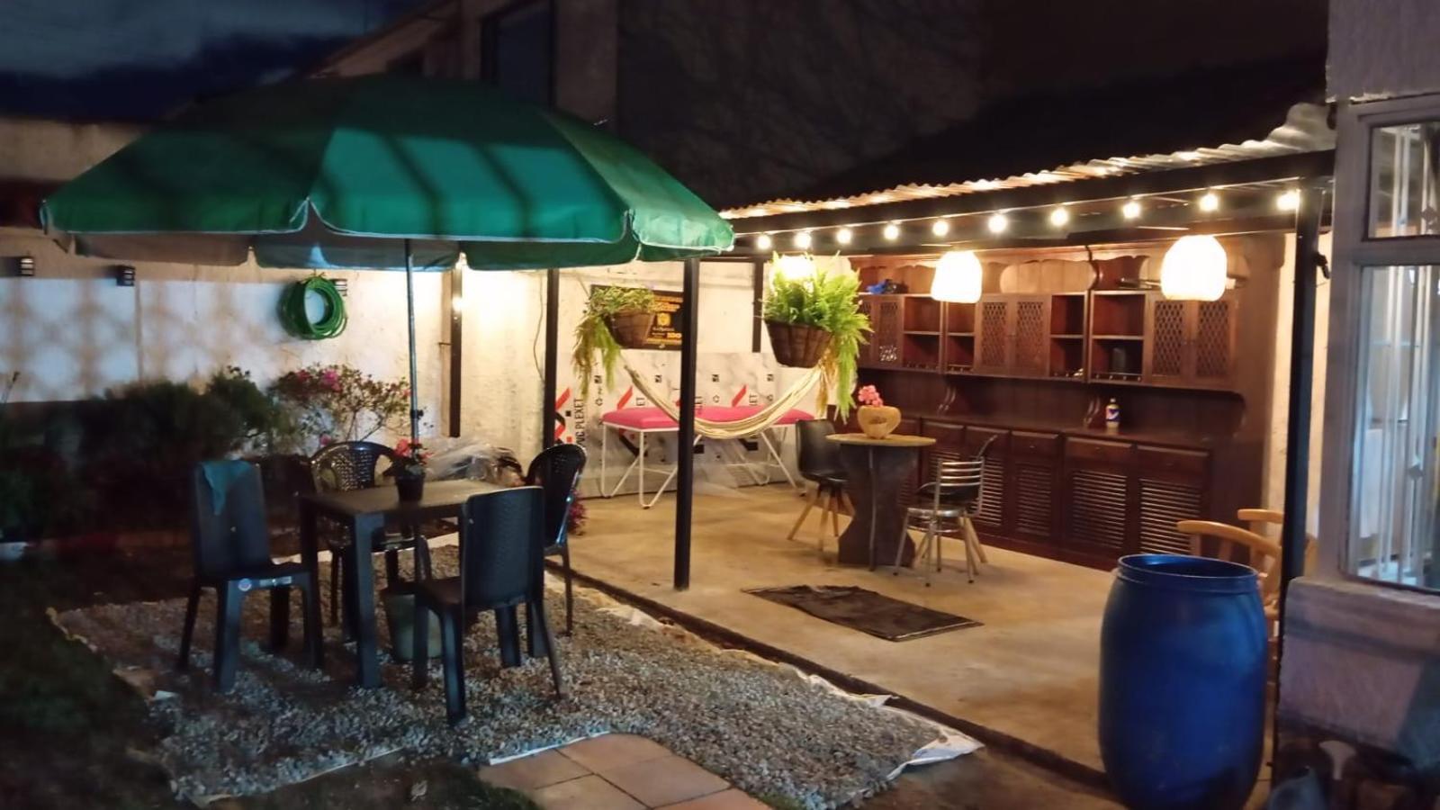 Homestay Casa Pontevedra - Cerca A La Clinica Shaio, *