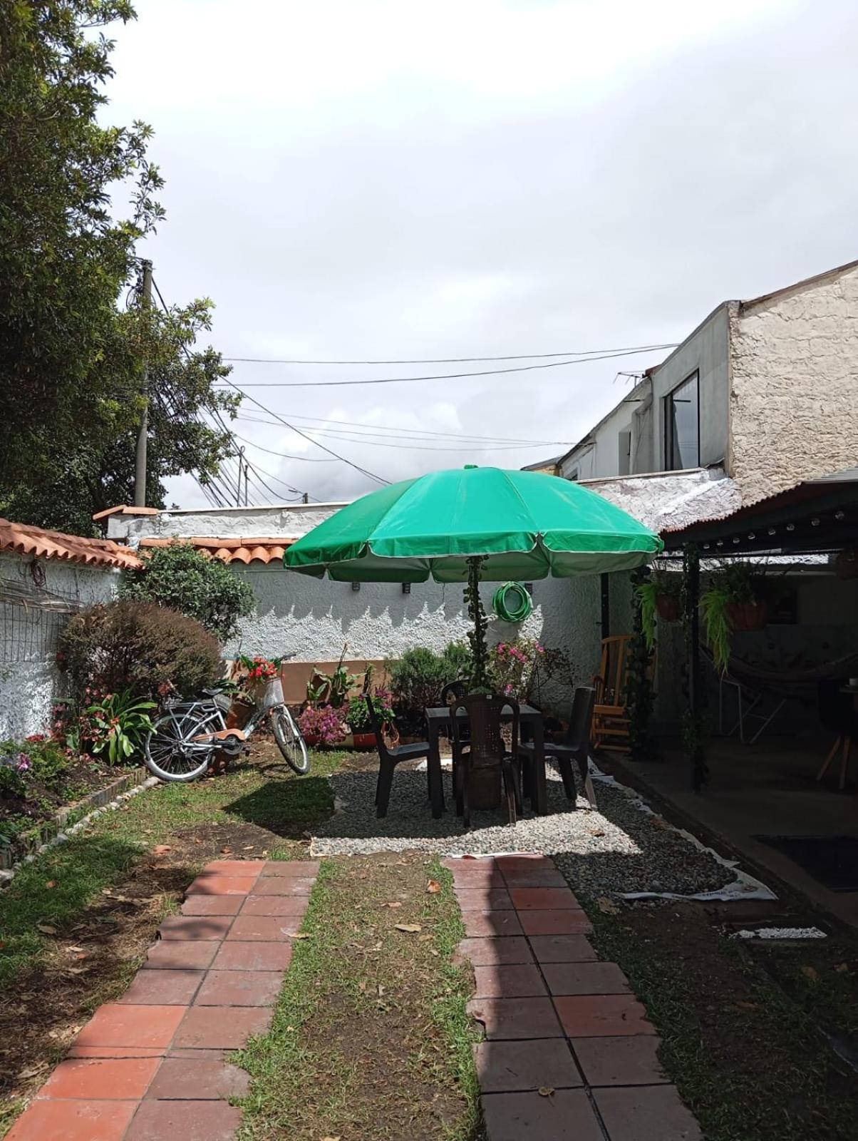 Casa Pontevedra - Cerca A La Clinica Shaio, Homestay