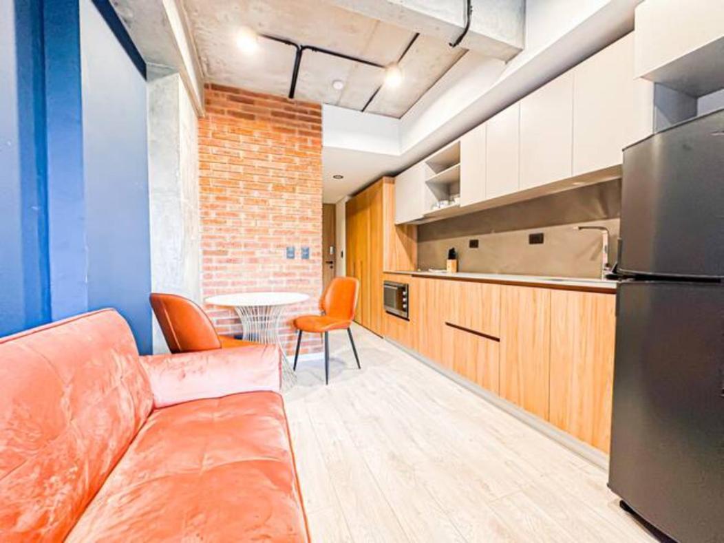 Skyline - Elegant Living With Coworking & Scenic Views Bogota