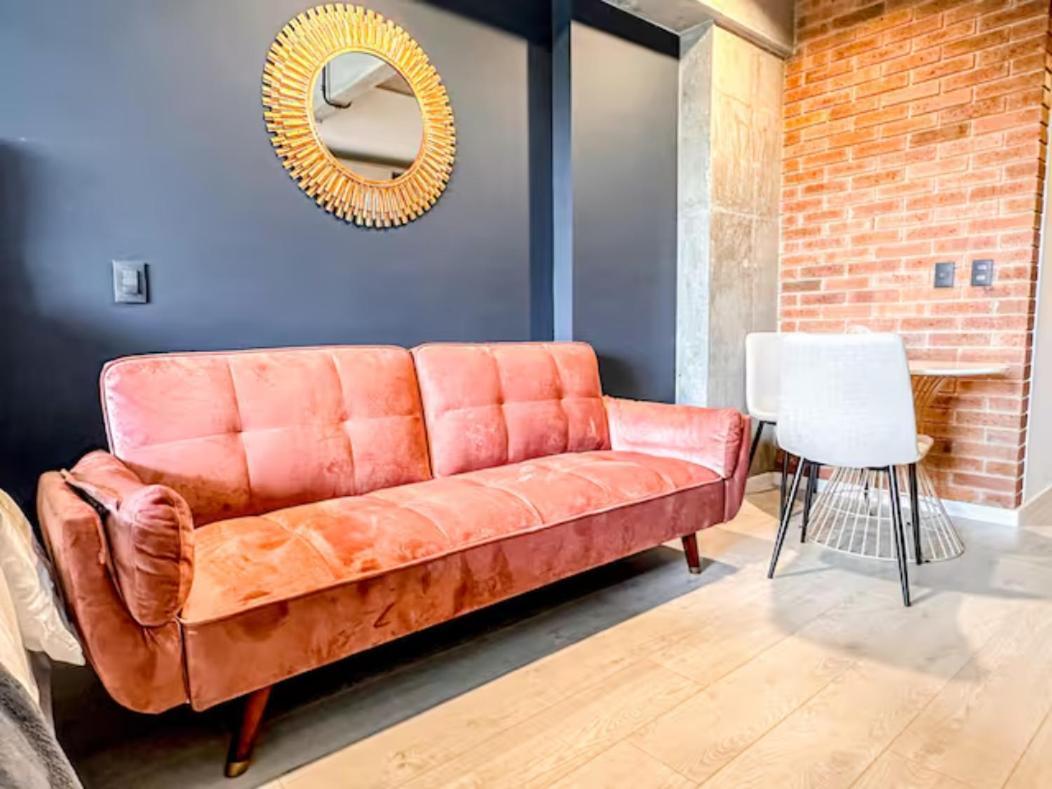 Skyline - Elegant Living With Coworking & Scenic Views Bogota