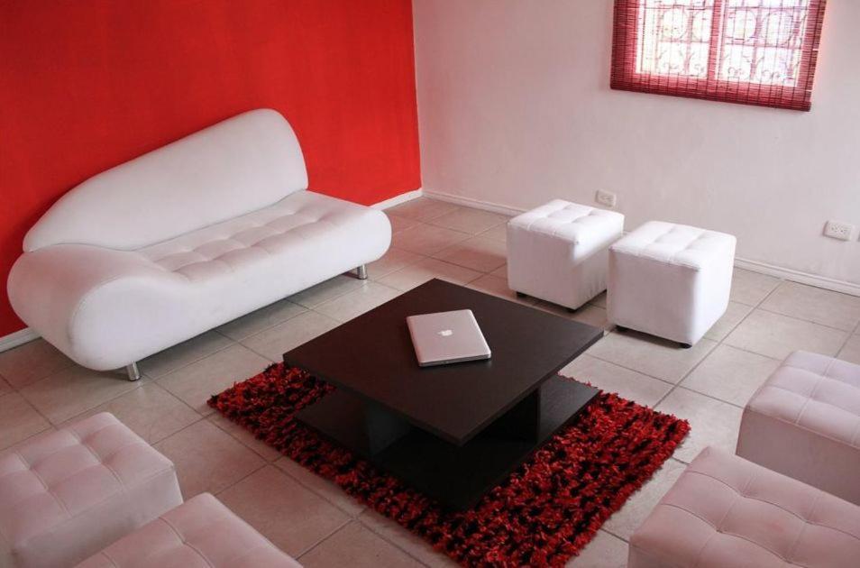 Hostel La Playa Fusion *