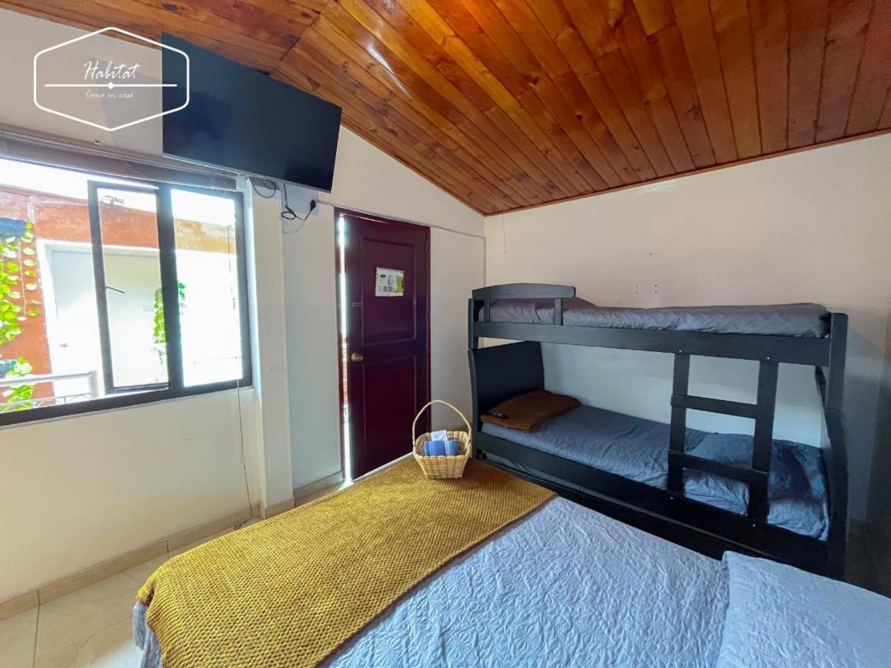 Habitat Bed & Breakfast Bogota
