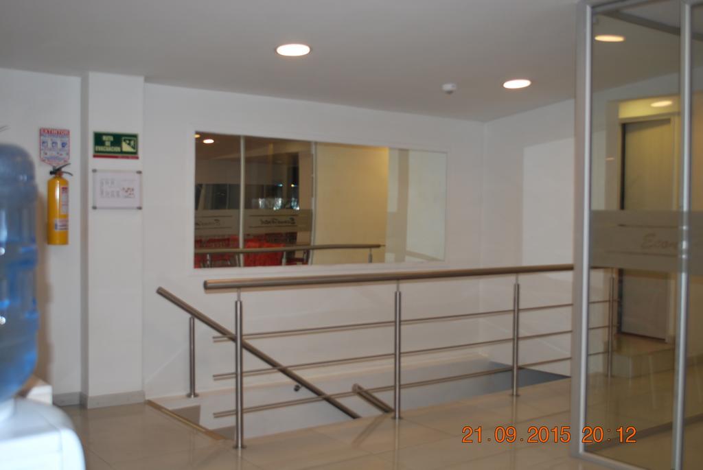 Econohotel Hotel 3*