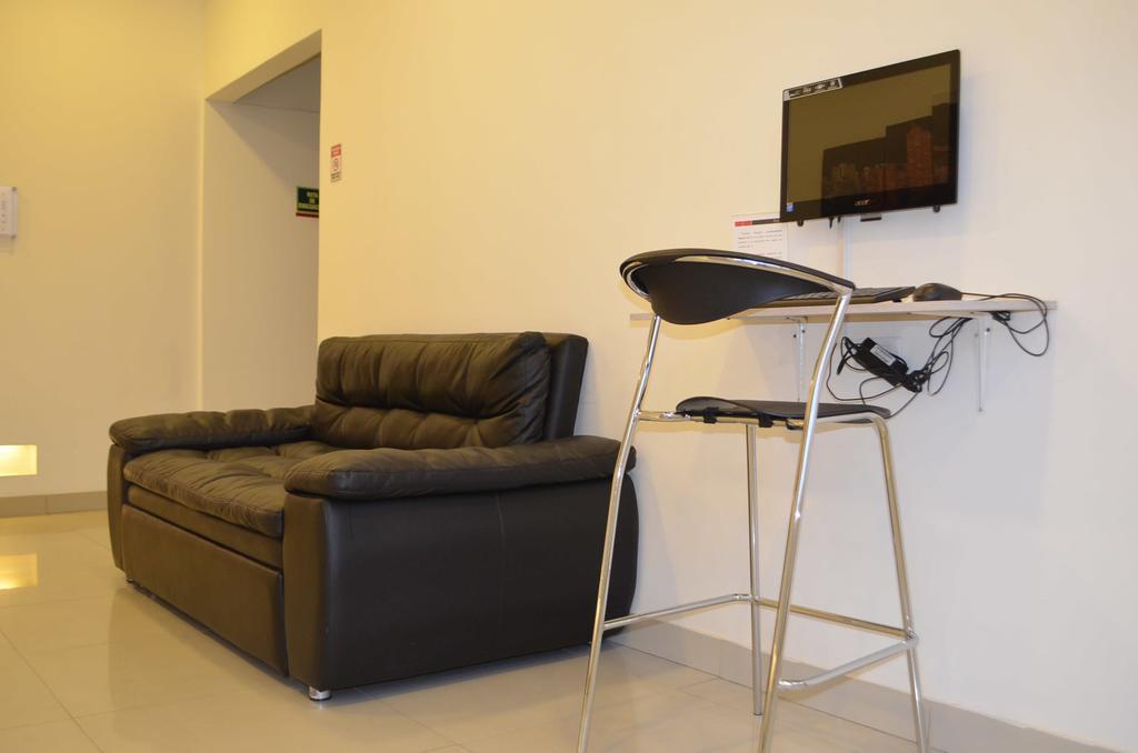 Econohotel Hotel 3*