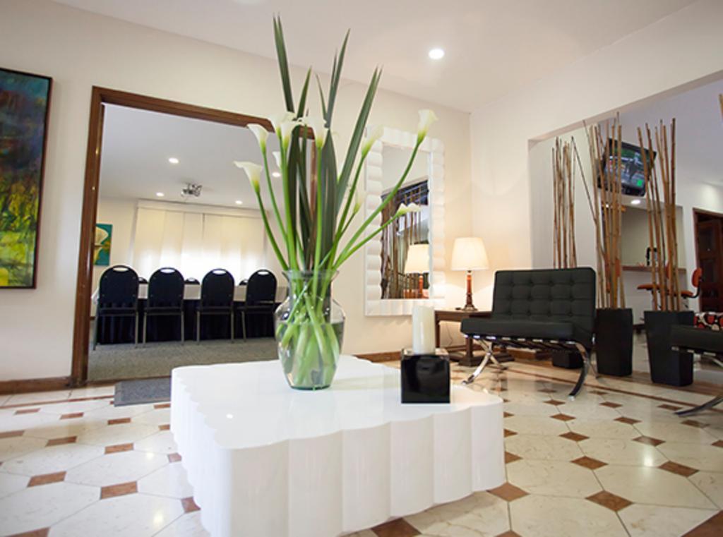 Aparthotel Cora 96 Street Bogota