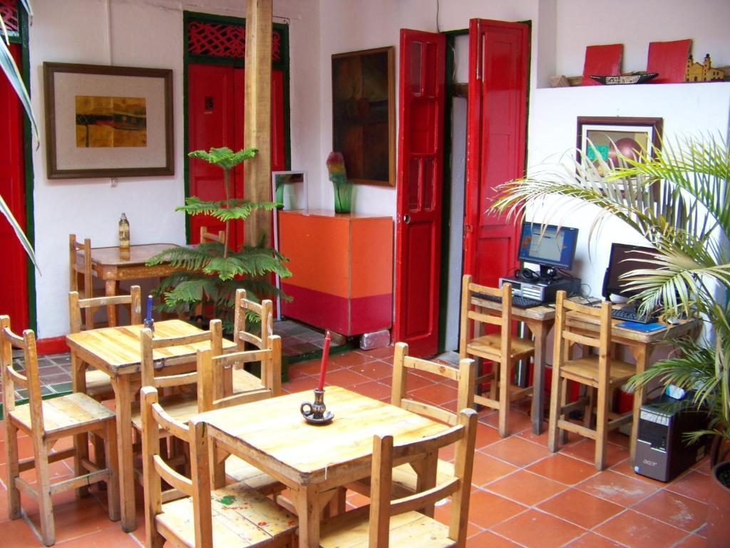 Hostal Baluarte De La Candelaria Hostel