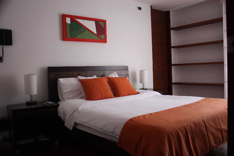 Aparthotel Prisma Chico 94 3*