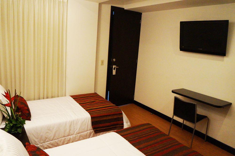 Airport Travel Hotel
