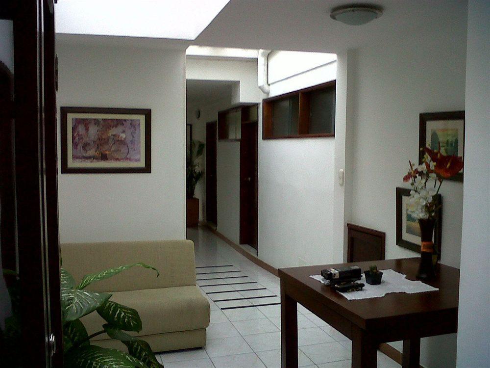 Balmoral Casa & Hotel 3*