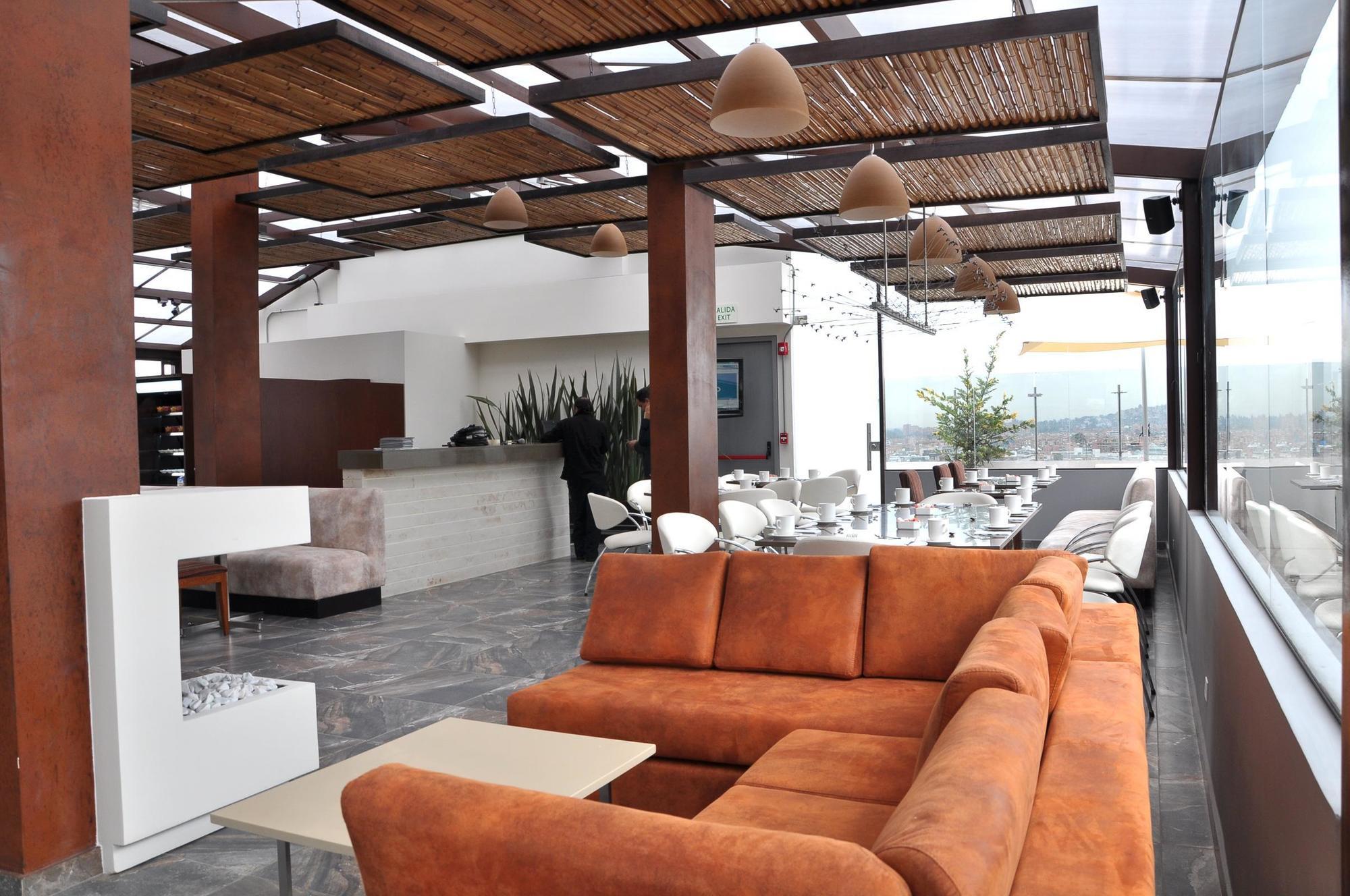 Hotel Tryp By Wyndham Usaquen 4*