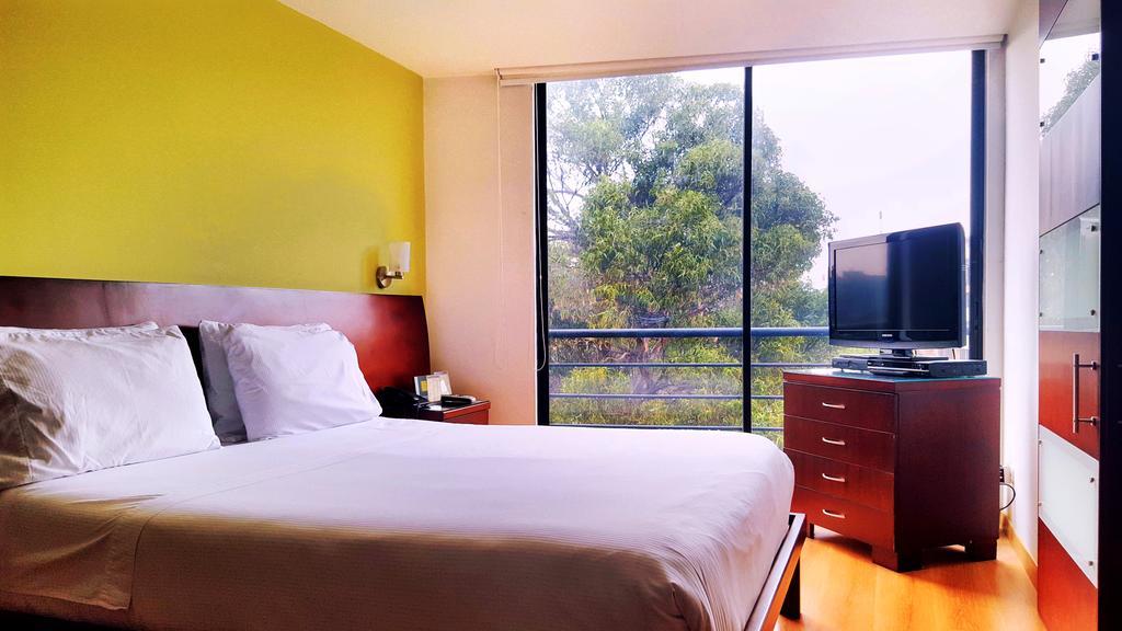 Aparthotel Tivoli 4*