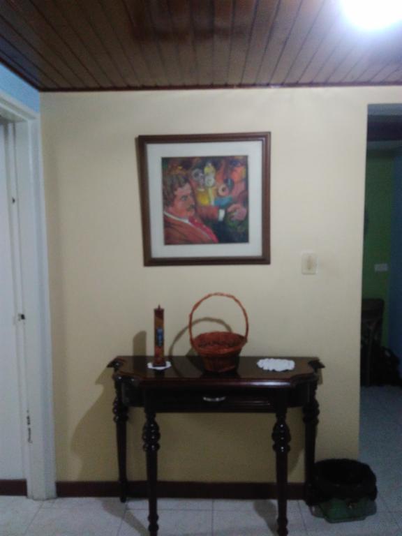 En Casa! Restaurante Y Guest house 2*