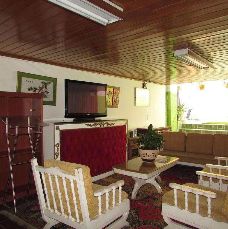 Casa De Huespedes Shalom Victoria *