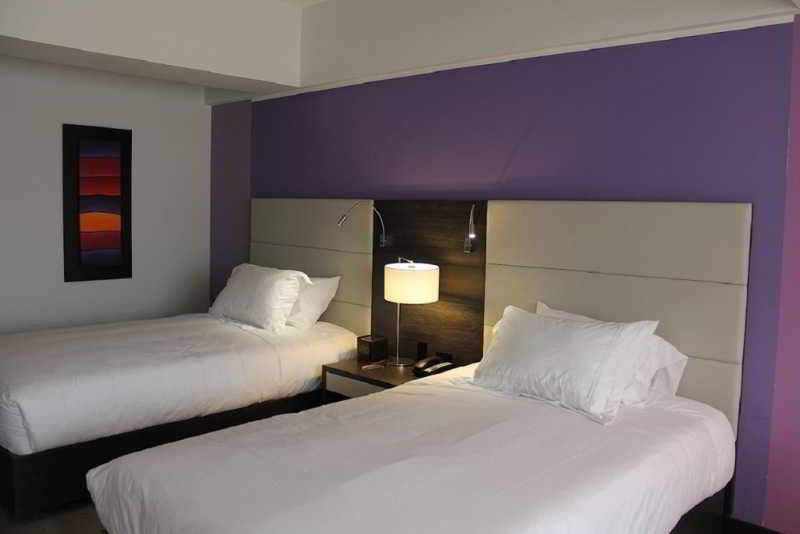 Nh Urban 26 Royal 4* Bogota