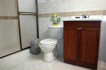 Hotel Casa Shalom 3*