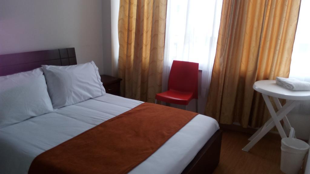 Hotel Pasajero Suites, Corferias Hotel