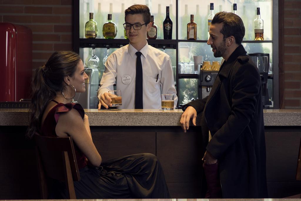 Mercure Bh Zona Financiera Hotel