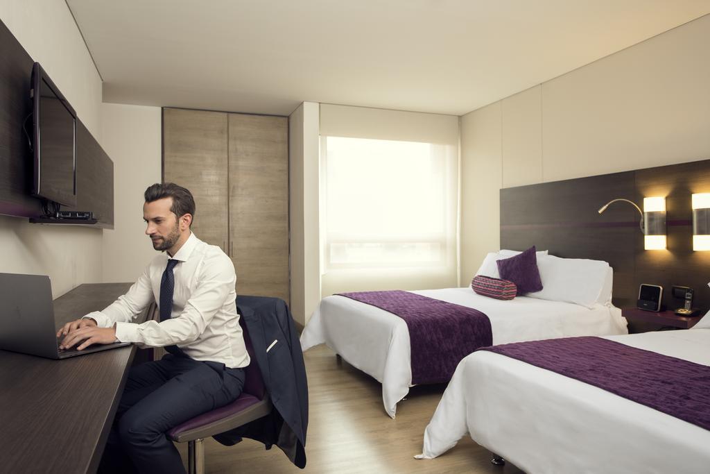 Mercure Bh Zona Financiera 4*