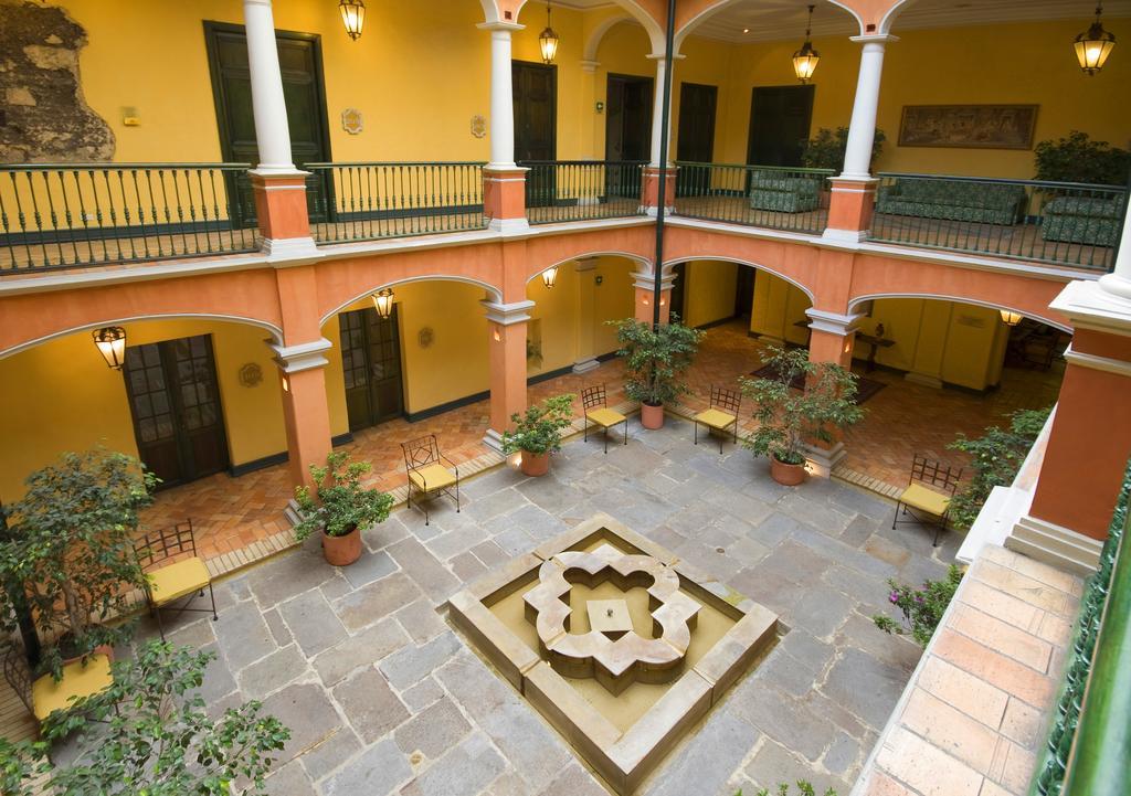 De La Opera