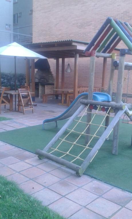 Colina Club Residencial *