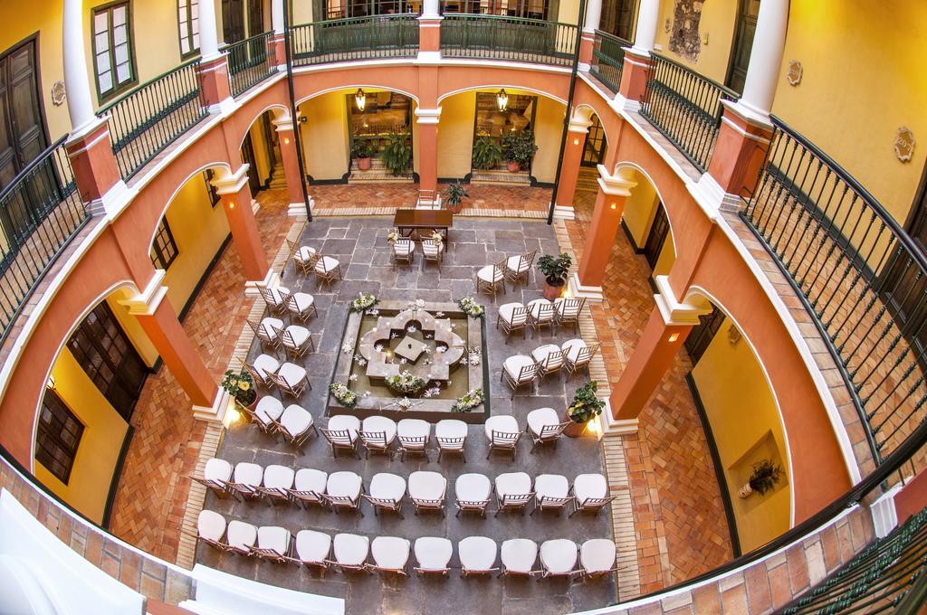 De La Opera