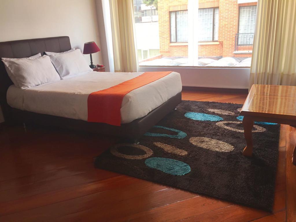 Amoblados Casa Regis Aparthotel