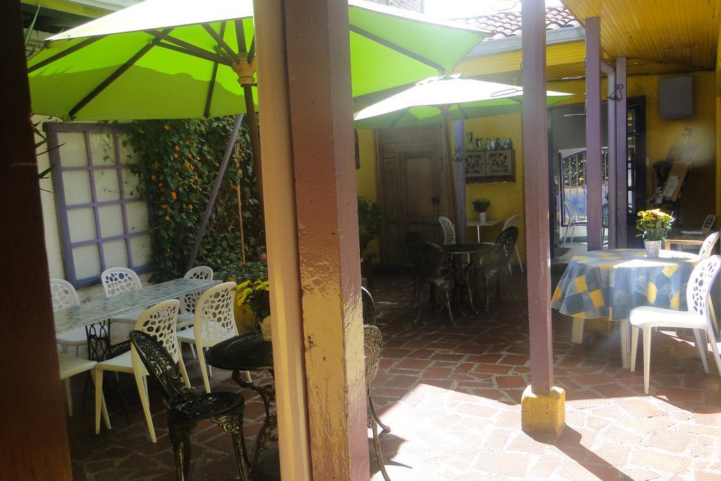 Casa Galeria 2*