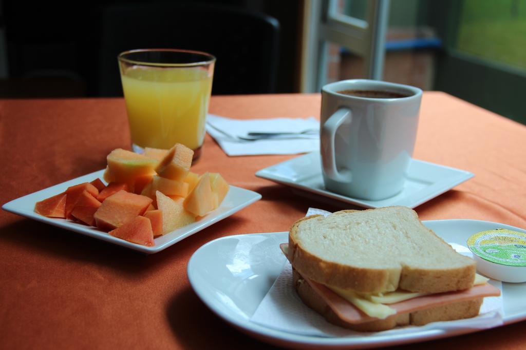 Hotel Castellana 100 Hotel Bogota