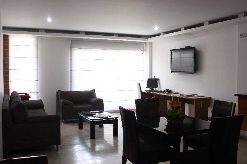 Aparthotel Prisma Chico 94 3*