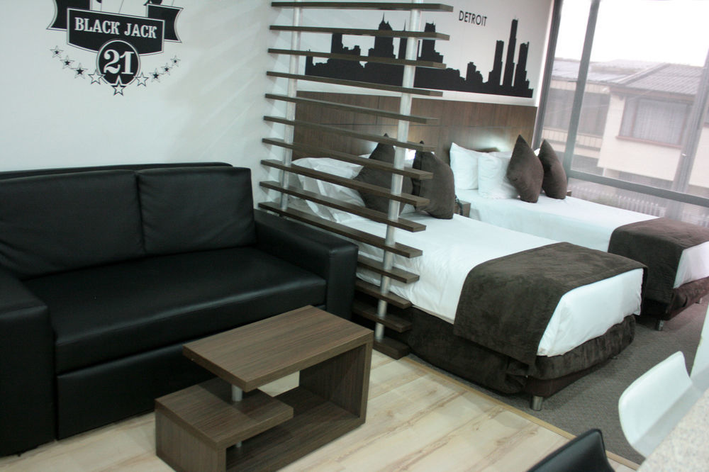 Hotel Regency La Feria 3*