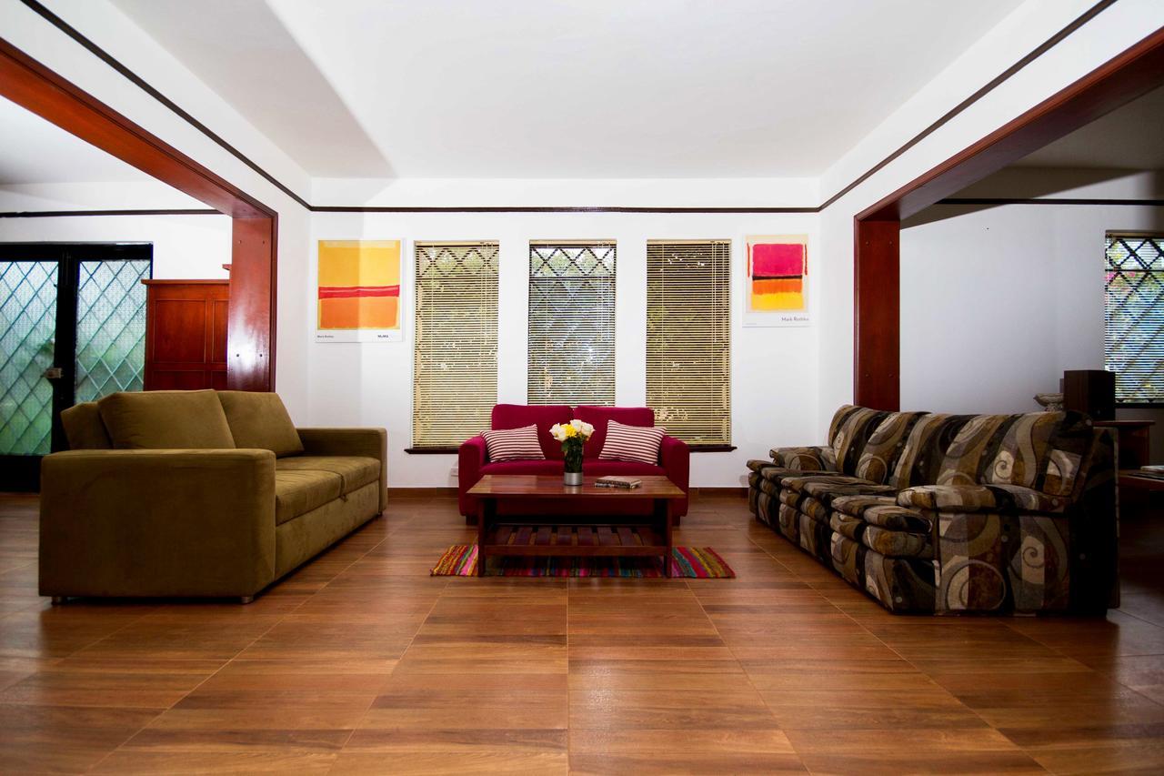 House For Groups - The Project * Bogota