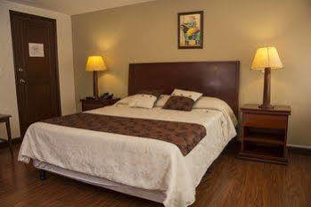 La Sabana 3*