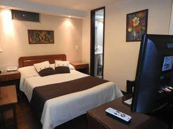 Hotel La Sabana 3*